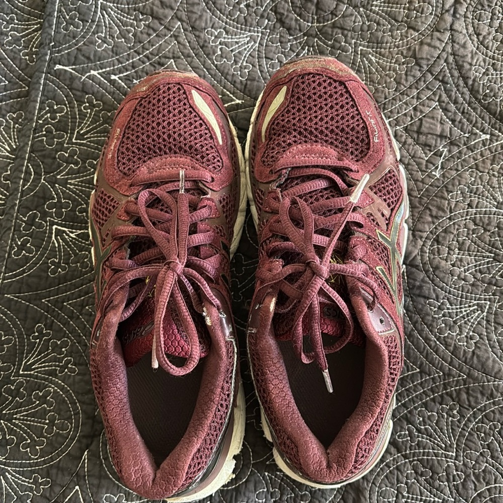 ASICS gel kayano 21
